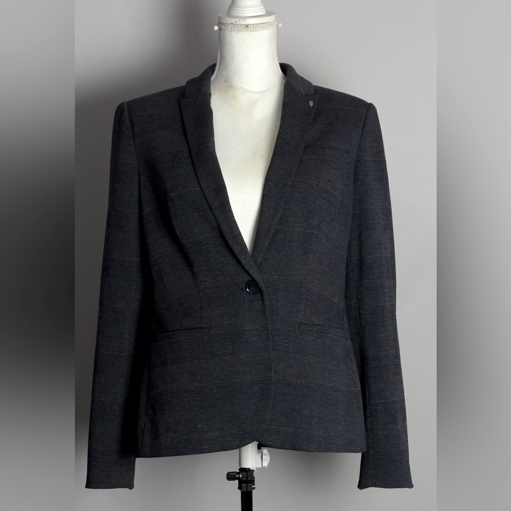 Tommy Hilfiger woman gray jacket size 10